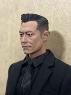 香港明星 古天樂風アクションフィギュア 1/6 ダークスーツ版 ルイス 