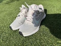 Nike ランニング　スニーカー　ダウンシフター　ライトグレー/ミントグリーンのサムネイル