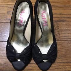 試しばきのみ。パンプス22.5㎝のサムネイル