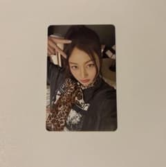 TWICE ENEMY トレカ　ジヒョちゃんのサムネイル