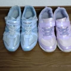 スニーカー瞬足のみのサムネイル