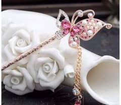 ヘアアクセサリーかんざし簪髪飾り一本和装蝶々ピンク