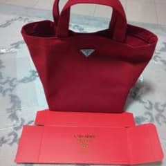 PRADA 赤 トートバッグ 箱付き　新品未使用のサムネイル