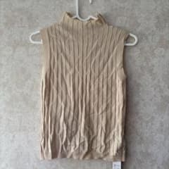 ハイネック ノースリーブニット アイボリー M
