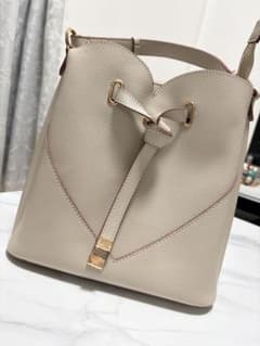 VIS 【2WAY】ハートカットバッグ　ベージュのサムネイル