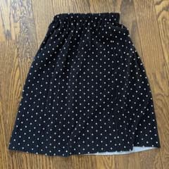 黒と白の水玉模様フレアスカートのサムネイル