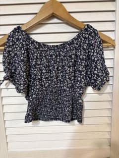ZARA 花柄 半袖トップス 140cmのサムネイル