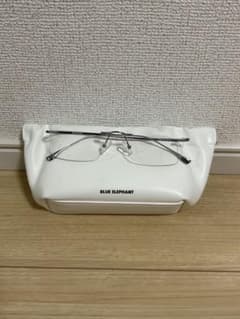BLUE ELEPHANT リムレス メガネ シルバーカラーのサムネイル