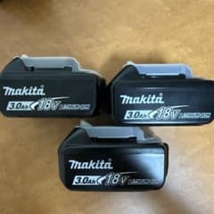 Makita 18V リチウムイオンバッテリー 3個セットのサムネイル