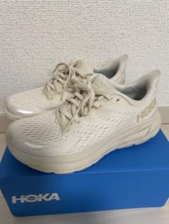 値下げ HOKA/（ホカオネオネ）クリフトン8 22.5 オフホワイトのサムネイル