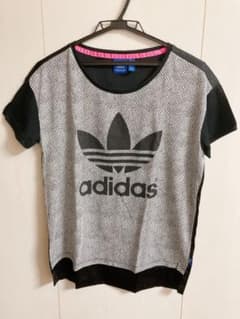 アディダスオリジナルス　⭐︎表背面異素材 Tシャツ  ゆったりめMサイズのサムネイル