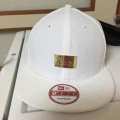 【値下げしました】NEW ERAのキャップ（ホワイト）のサムネイル