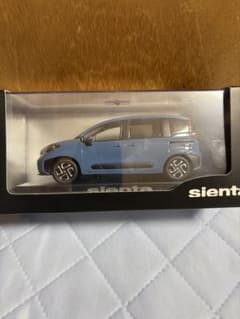 トヨタ シエンタ 1/30 展示品 非売品 - メルカリ