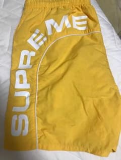 Supreme 18SS Arc Logo Water Shortのサムネイル