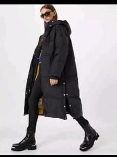 今季完売 UGG 黒 フード付きロングダウンコート - メルカリ