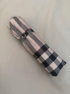 【レア品】Burberry ノバチェック 折りたたみ傘のサムネイル