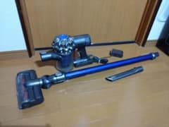 即日発送します！　ダイソン　DC62　コードレス掃除機　DYSON　ジャンクのサムネイル