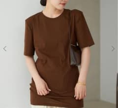 プラージュ SQUARE SHOULDER H/S Tシャツ ブラウン - メルカリ