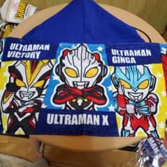 ウルトラマンフードつきタオル5点セット+一枚オマケつきのサムネイル