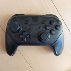 Nintendo Switch Pro Controller ブラックのサムネイル