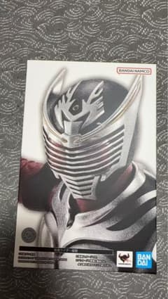 真骨彫 仮面ライダー龍騎のサムネイル