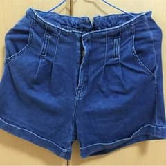 デニムパンツのサムネイル