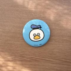ディズニー ドナルドダック風ピンバッジのサムネイル