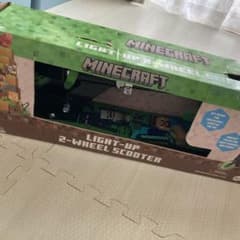 ほぼ未使用‼️限定品‼️マインクラフト 光る‼️キッズスクーター