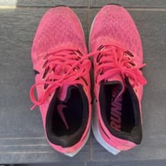 NIKE ZOOM ランニングシューズ ピンク