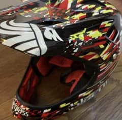 bluegrass フルフェイスヘルメットのサムネイル