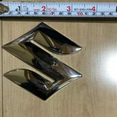 新型ジムニー純正 エンブレムのサムネイル