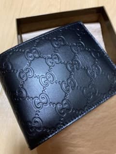 ショボクレ団様⭐︎グッチGUCCI黒財布二つ折りのサムネイル