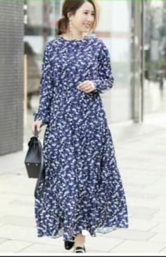 最終値下げ！高田まきこさんコラボワンピースのサムネイル