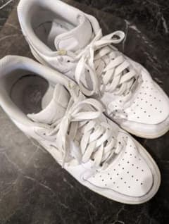 ナイキ　エアフォース1　白色のサムネイル