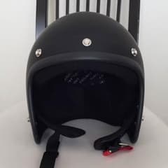 ヘルメットのサムネイル