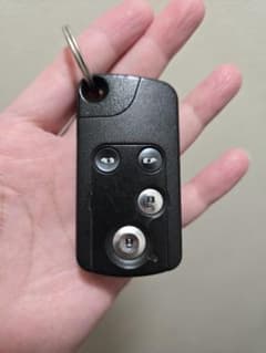 ホンダ スマートキー 4ボタン リモコンのサムネイル