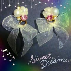 ピュアホワイトフラワー×ピンクピアス♥　　マーキュリーデュオ　ダズリン　リズリサのサムネイル