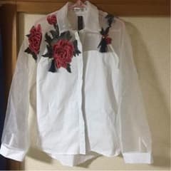 新品 シャツのサムネイル
