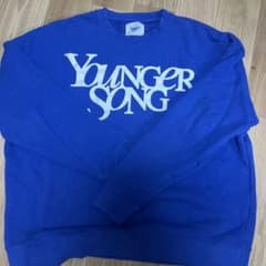 Younger Song スウェット 青のサムネイル