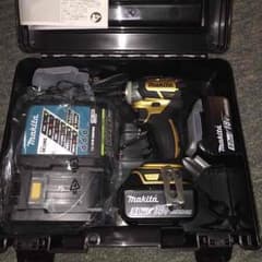 マキタ インパクトドライバー 18V 5Ahのサムネイル