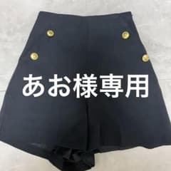 chico 黒のボタン付きショートパンツのサムネイル