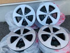 プリウス 30 後期 15インチ 純正ホイール 4本のサムネイル