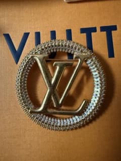 LOUIS VUITTON ブローチ ゴールドカラーのサムネイル