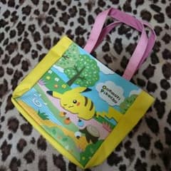 ピカチュウ ハンドバッグ ポケモンセンター お昼寝ピカチュウのサムネイル
