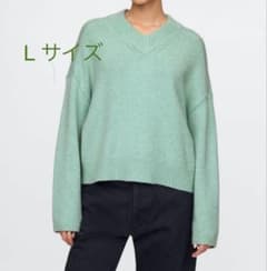 【GAP/ギャップ】 オーバーサイズ Vネックニット（CashSoft素材）のサムネイル