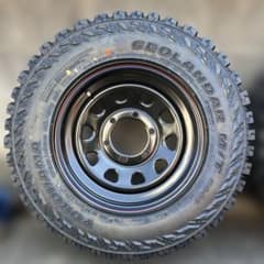 ほぼ未使用 ハイエース タイヤホイールセット - メルカリ