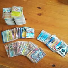 ポケモンカード大量のサムネイル