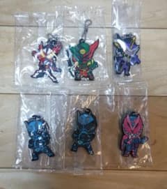 仮面ライダー ラバーマスコット 5種6個セットのサムネイル