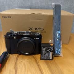未使用に近い　FUJIFILM X M5 本体　ブラック　備品つき 未使用に近い FUJIFILM X M5 本体 ブラック 備品つき - メルカリ
