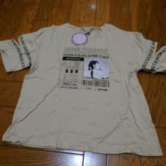 しまむら袖スリット半袖カットソーのサムネイル